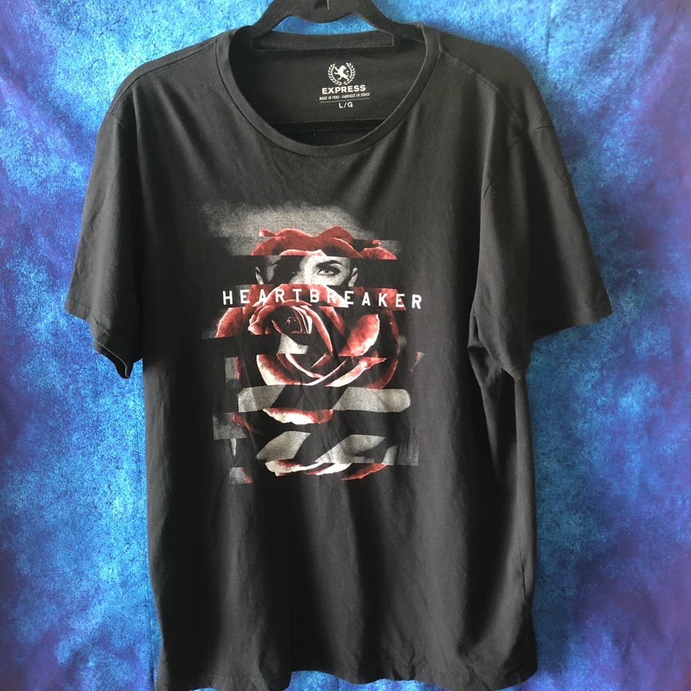 Express | Heartbreaker Graphic Tee